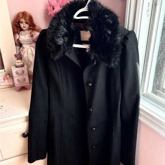 Amazing Banana Republic fur collar black trench coat - Picture 5 of 5